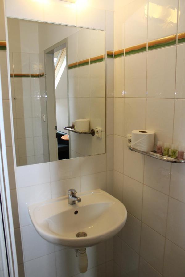 Ubytovani Na Spejcharu, Zelevcice Slaný Kültér fotó