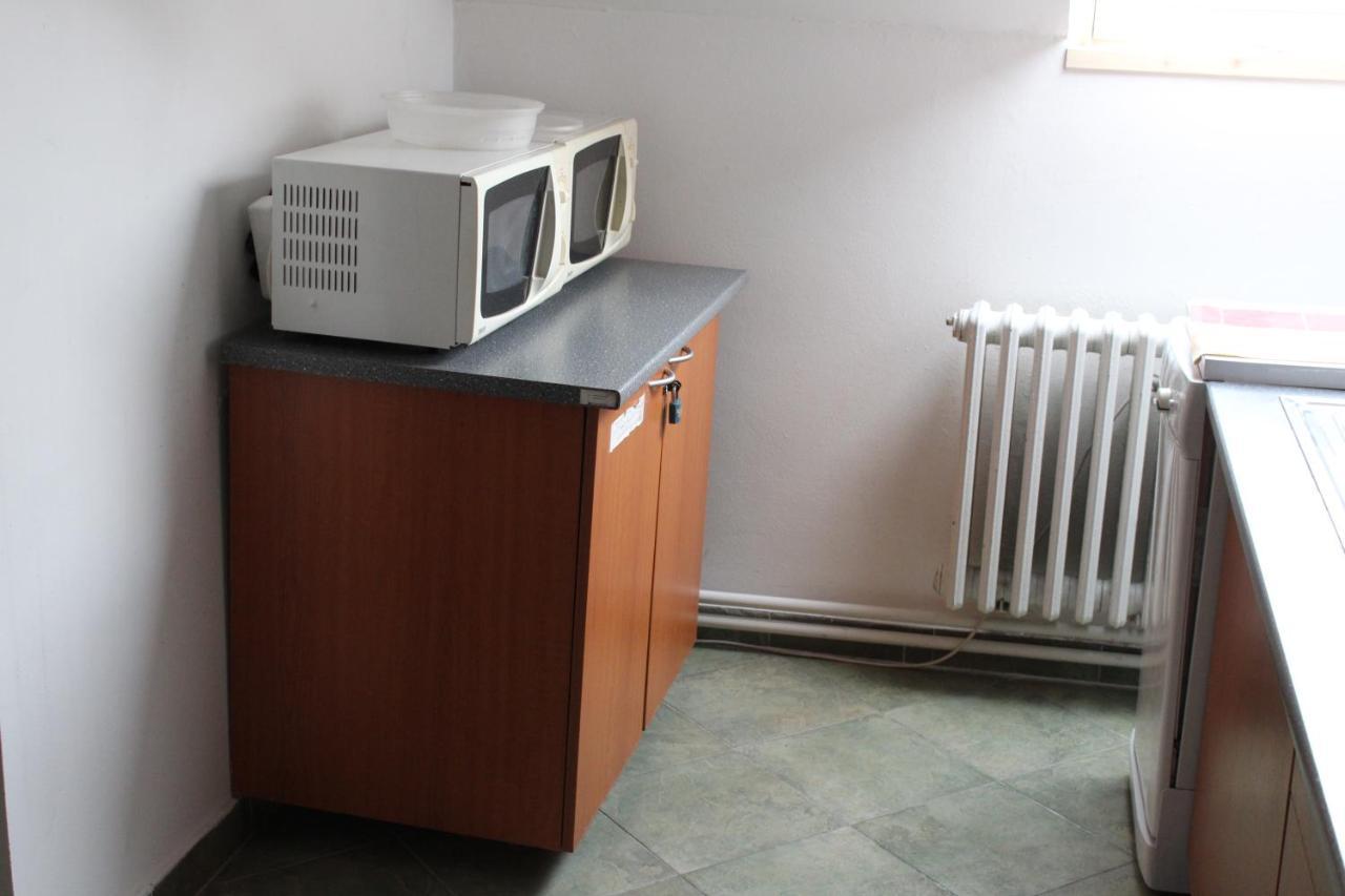 Ubytovani Na Spejcharu, Zelevcice Slaný Kültér fotó